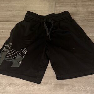Under Armour Boys Athletic Black Shorts